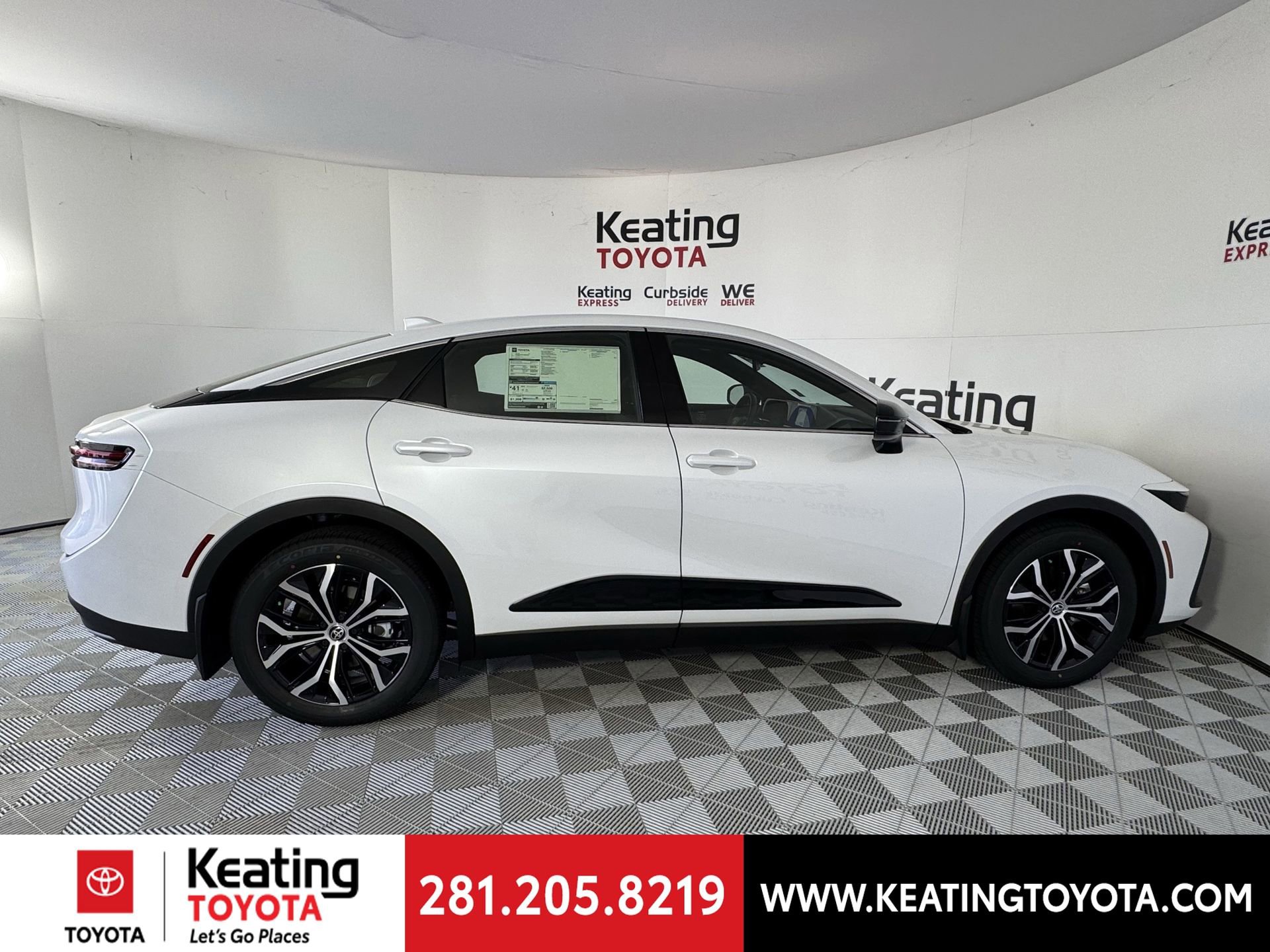 New 2026 Toyota Crown XLE image 4