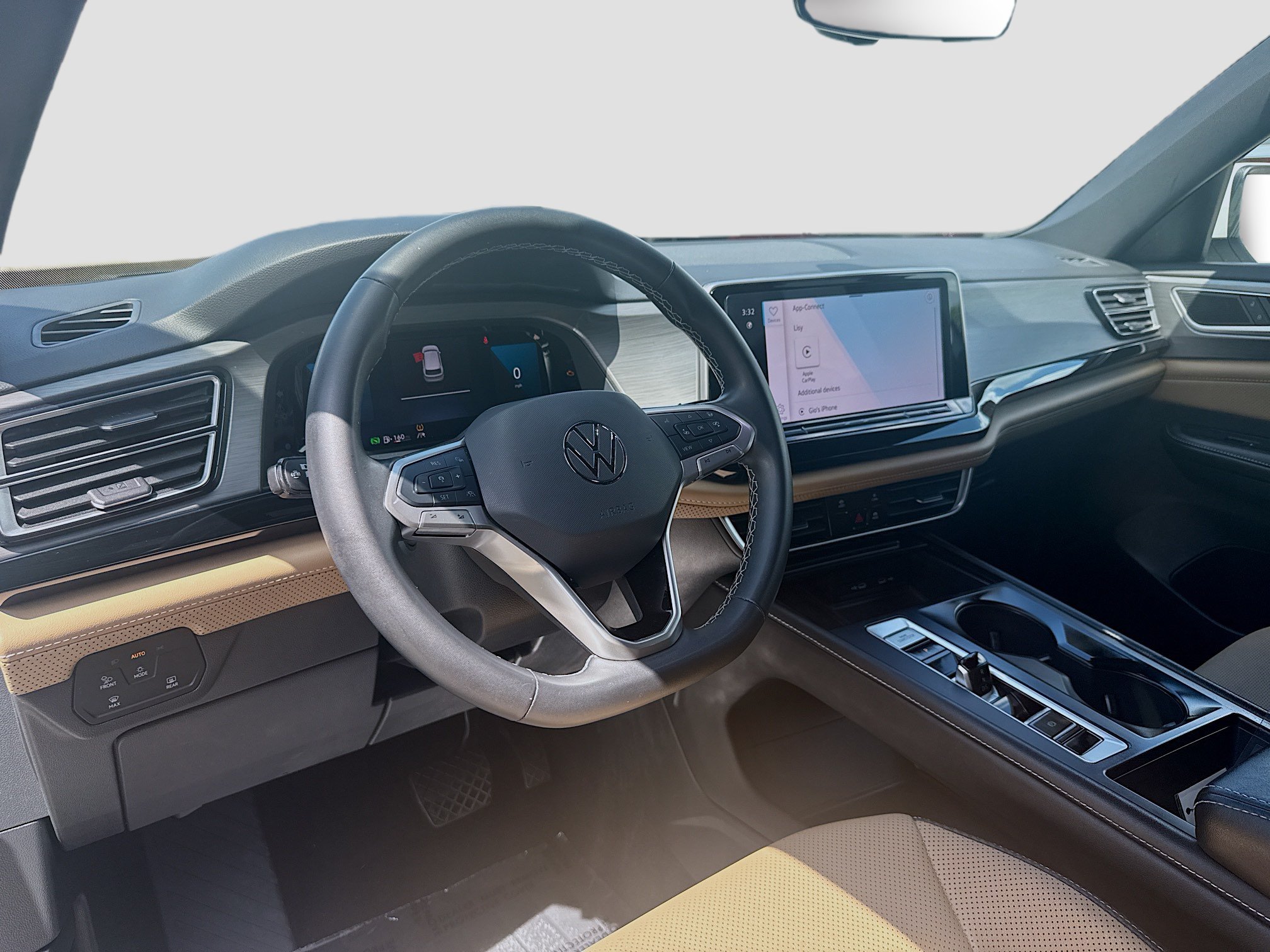 Certified 2024 Volkswagen Atlas Cross Sport SE FWD image 9
