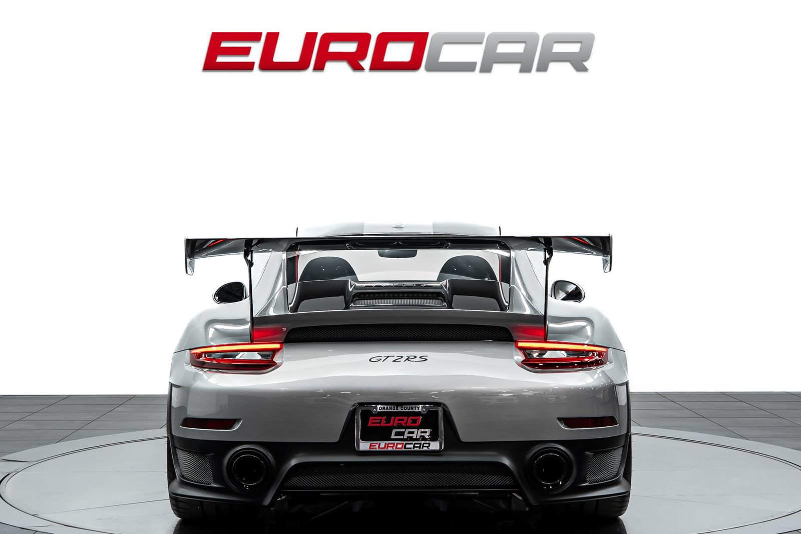 Used 2019 Porsche 911 GT2 RS RWD image 4