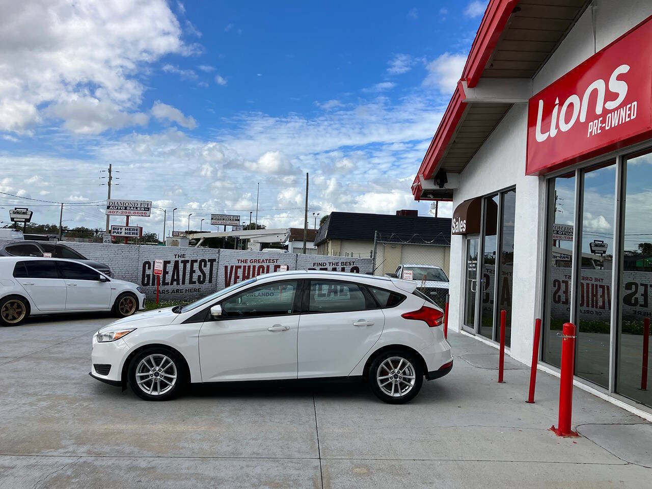 Used 2017 Ford Focus SE image 5