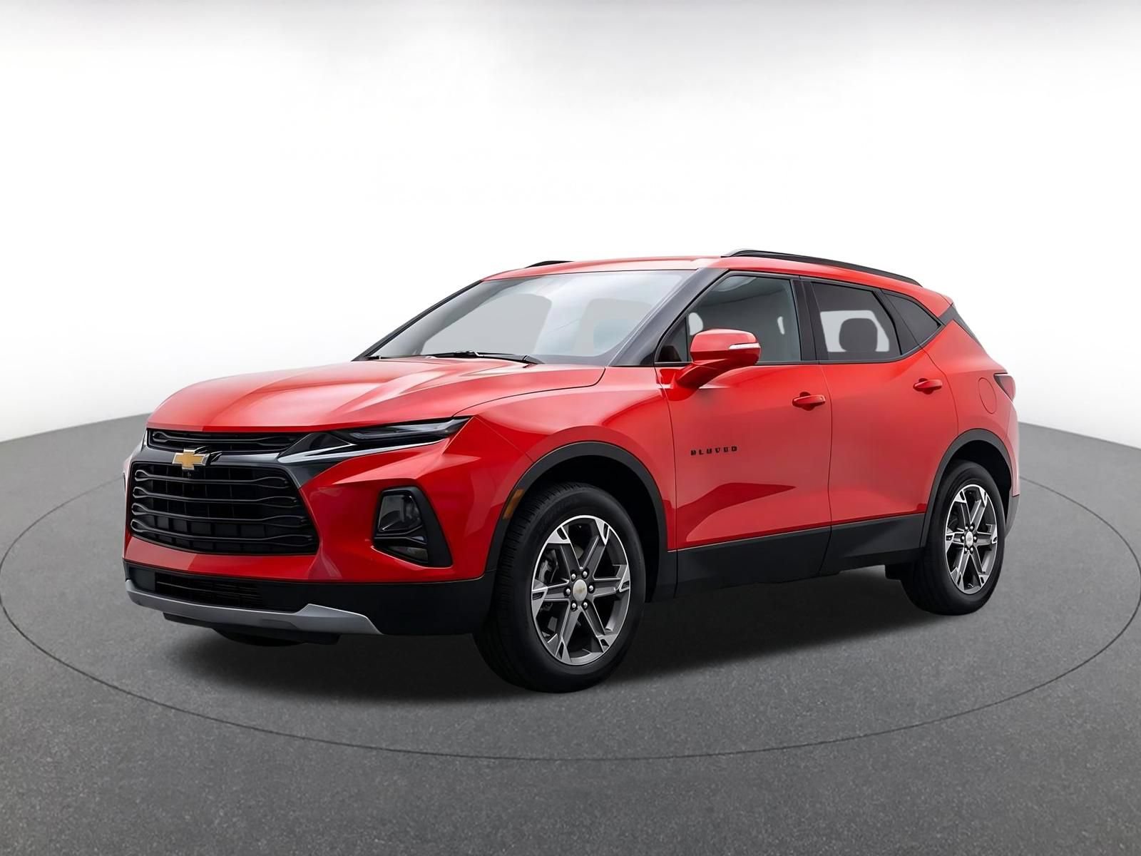 Used 2026 Chevrolet Blazer LT FWD image 3