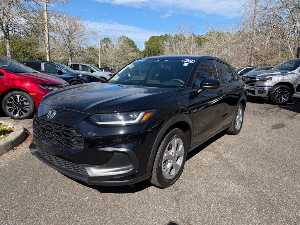 Certified 2023 Honda HR-V LX image 3