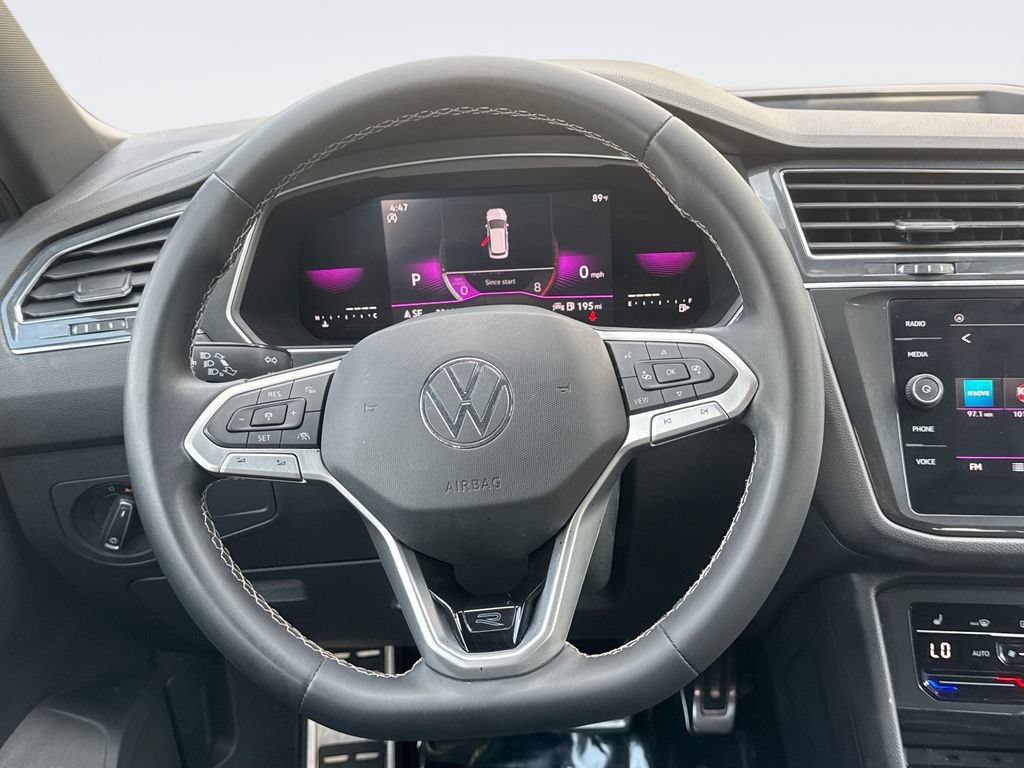 Used 2023 Volkswagen Tiguan SE R-Line FWD image 11