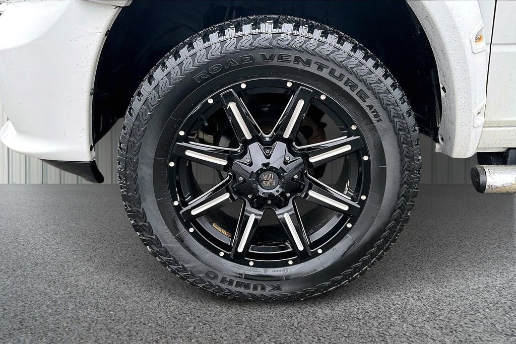 Used 2016 RAM 1500 Sport image 33