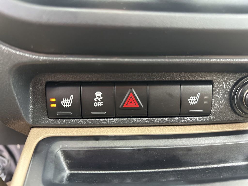 Used 2016 Jeep Patriot High Altitude AWD/4WD image 23