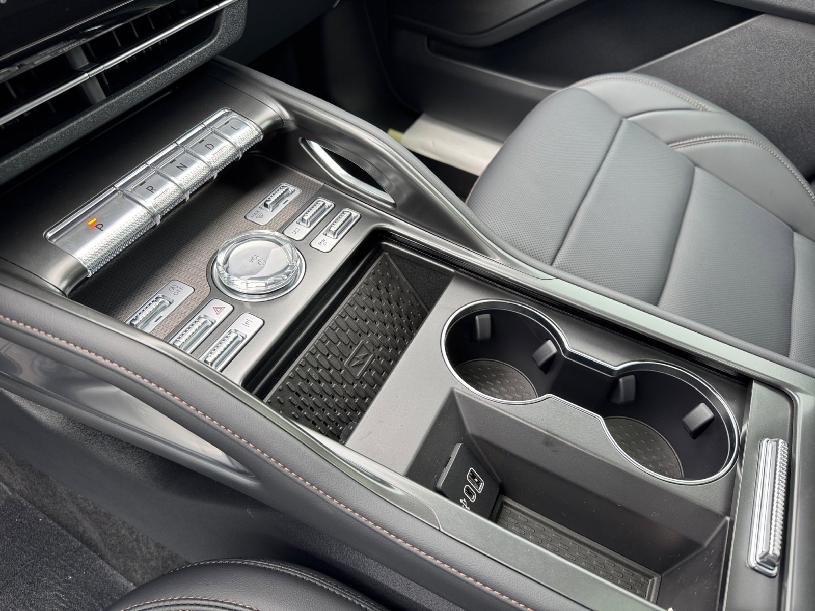 New 2026 Lincoln Nautilus Premier w/ Equipment Group 102A image 14