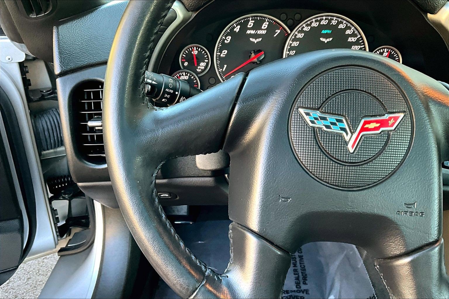 Used 2005 Chevrolet Corvette Coupe w/ Preferred Equipment Group image 10