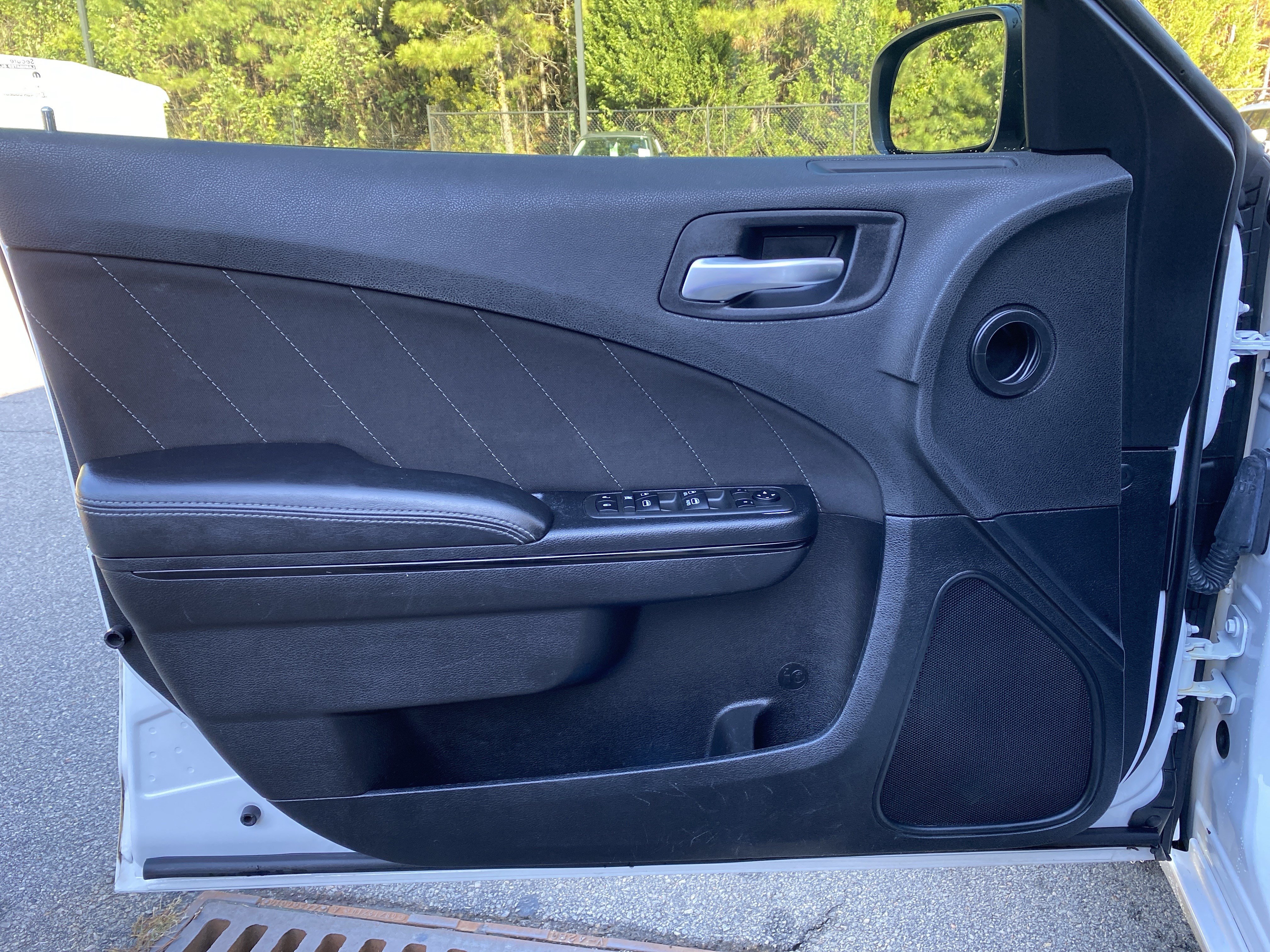 Used 2022 Dodge Charger SXT w/ Blacktop Package RWD image 14