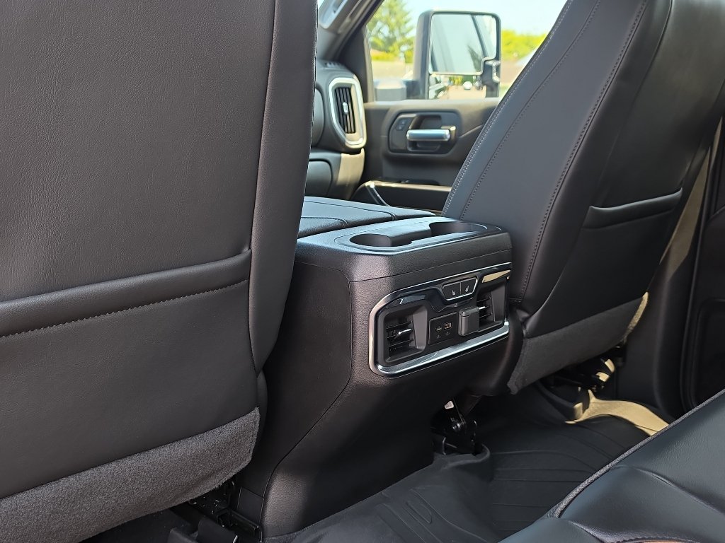 Certified 2023 Chevrolet Silverado 2500 LTZ w/ Carhartt Edition AWD/4WD image 19