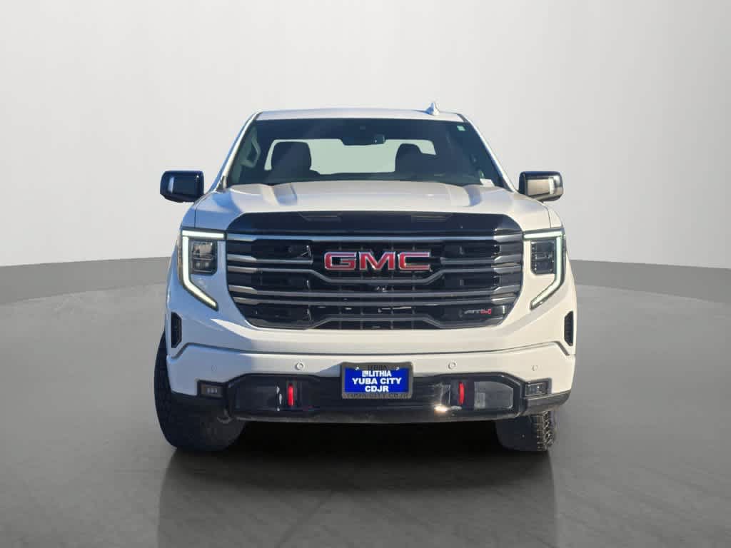 Used 2025 GMC Sierra 1500 AT4 AWD/4WD image 2