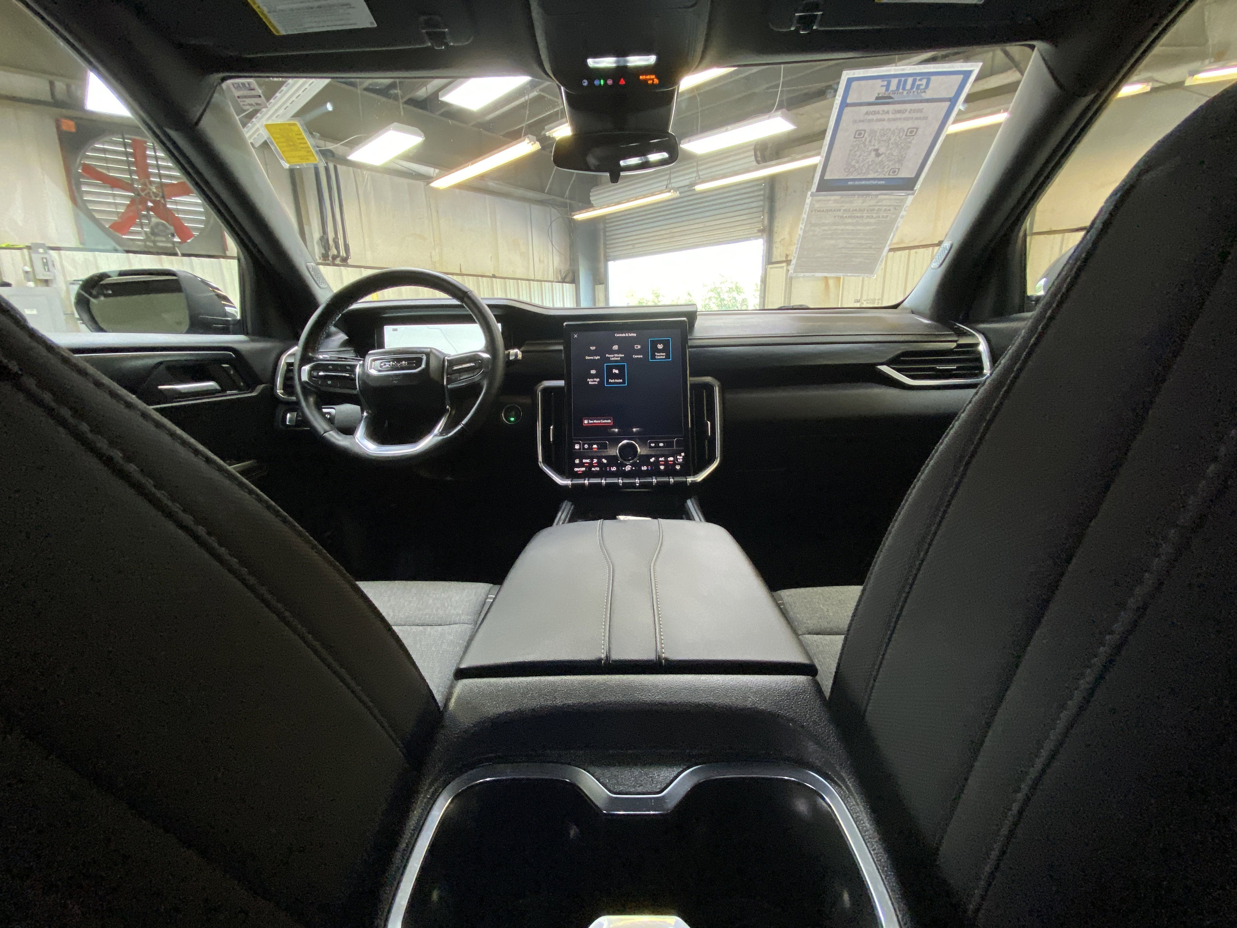 Used 2025 GMC Acadia Elevation image 20