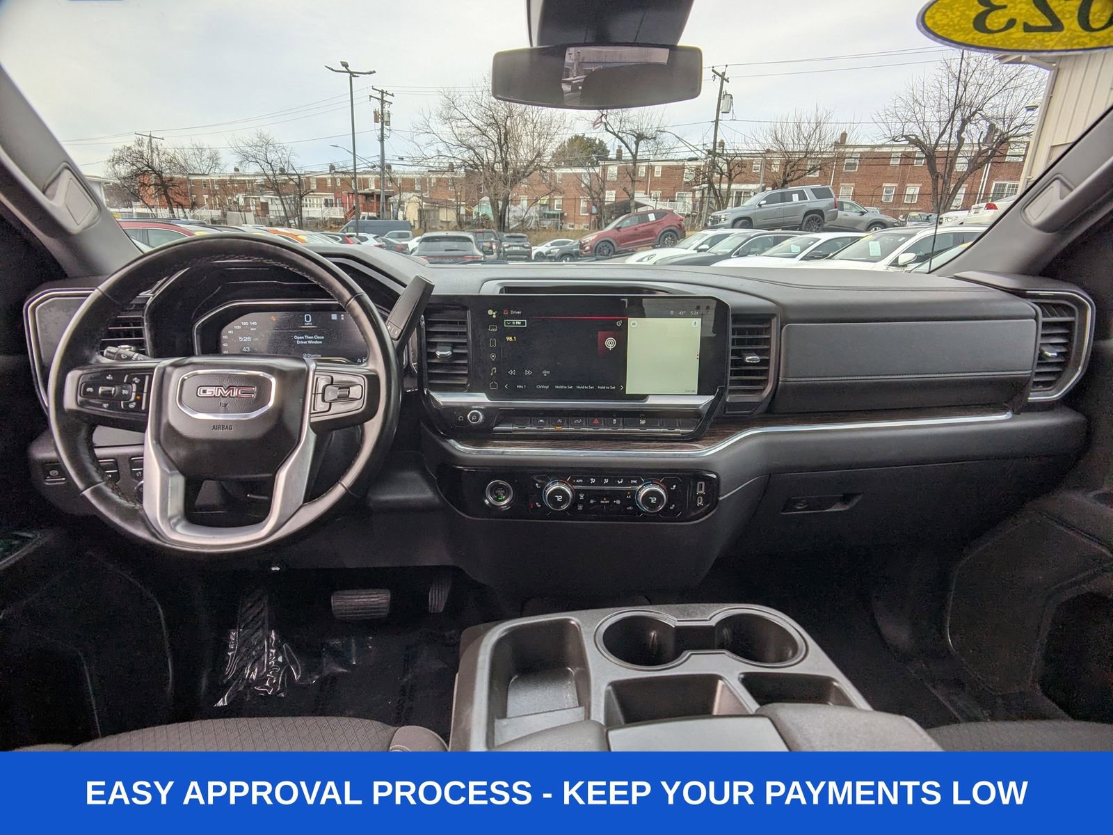 Used 2023 GMC Sierra 1500 SLE image 17