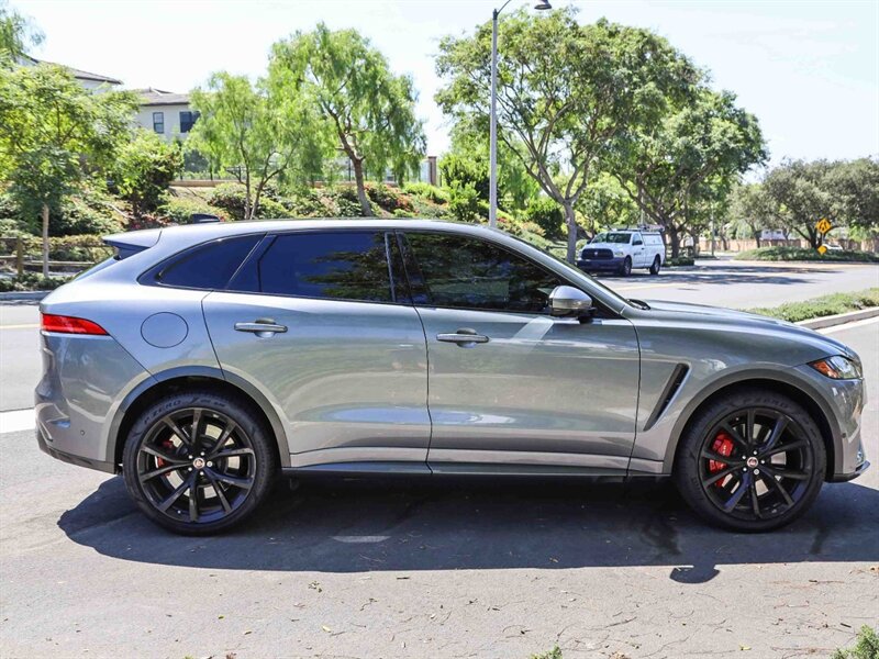Used 2020 Jaguar F-PACE SVR AWD/4WD image 6