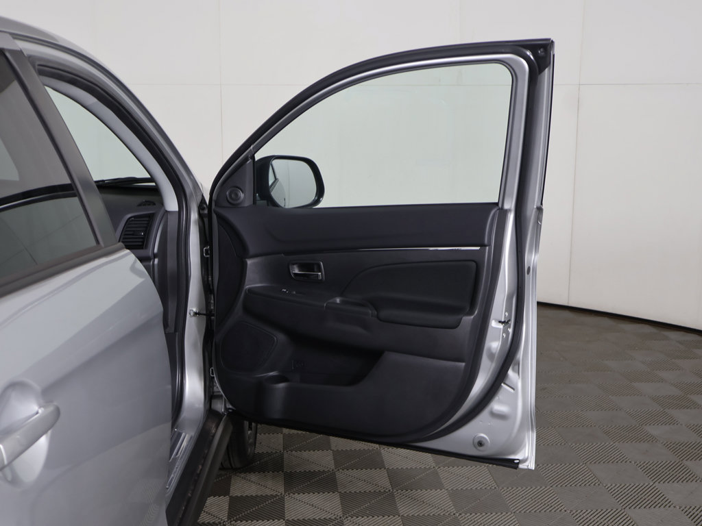 New 2027 Mitsubishi Outlander Sport ES AWD/4WD image 16