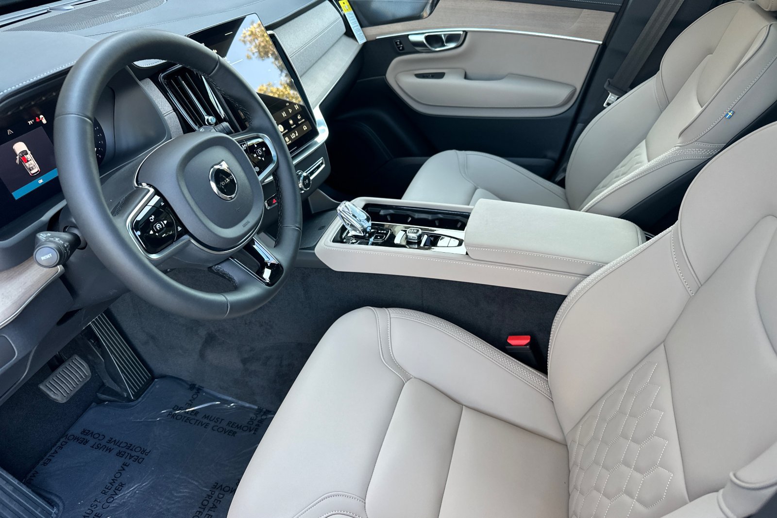 New 2027 Volvo XC90 B6 Plus AWD/4WD image 7