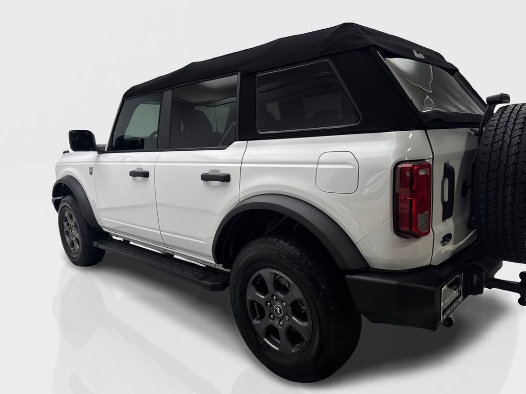 Used 2023 Ford Bronco Big Bend image 14