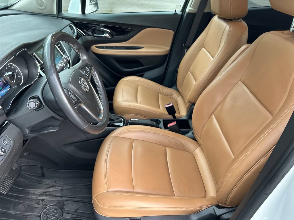 Used 2020 Buick Encore Essence w/ Experience Buick Package AWD/4WD image 12