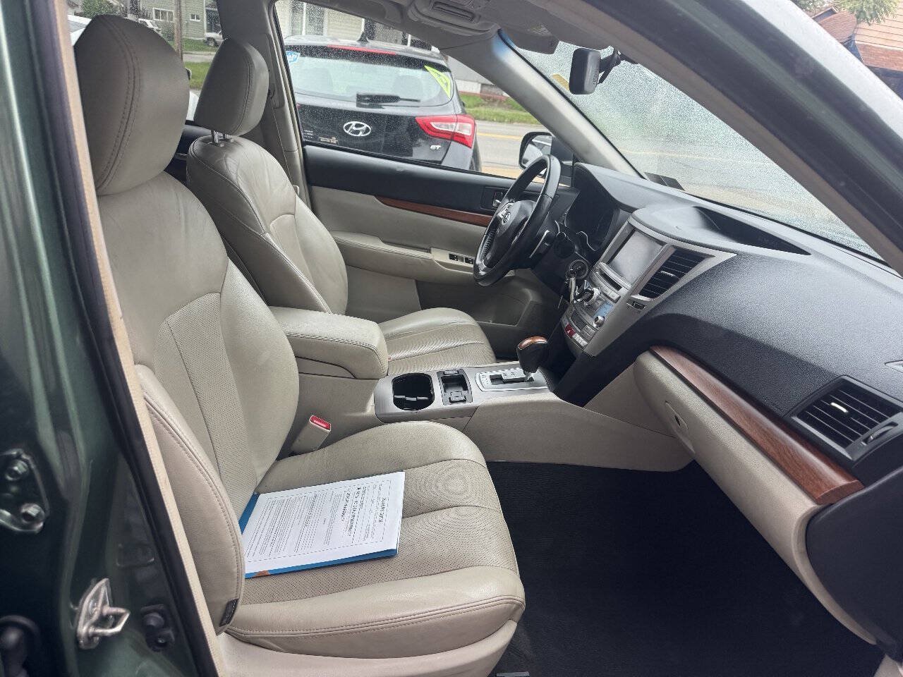 Used 2014 Subaru Outback 2.5i Limited AWD/4WD image 25