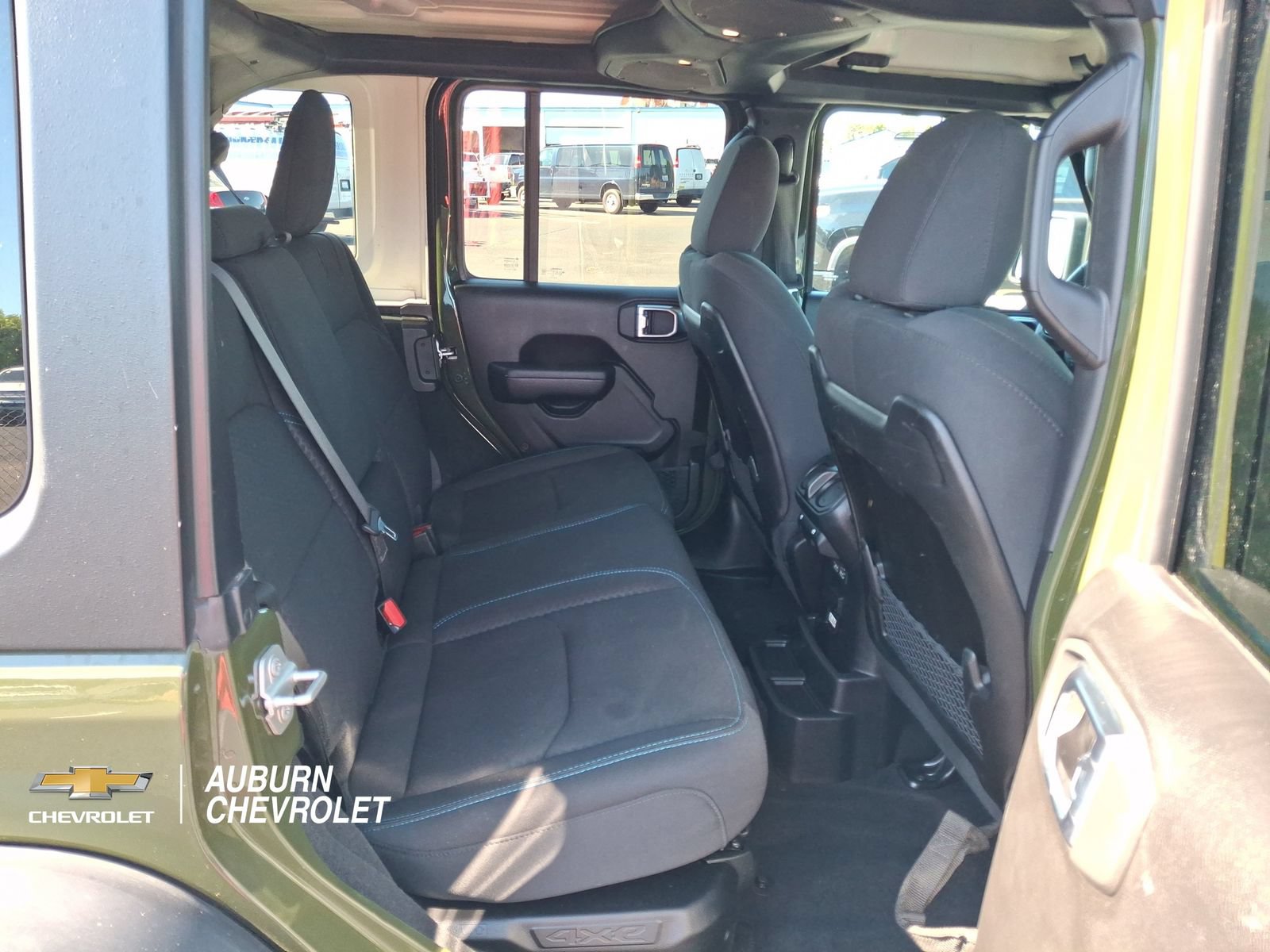 Used 2024 Jeep Wrangler Unlimited Rubicon 4xe AWD/4WD image 18