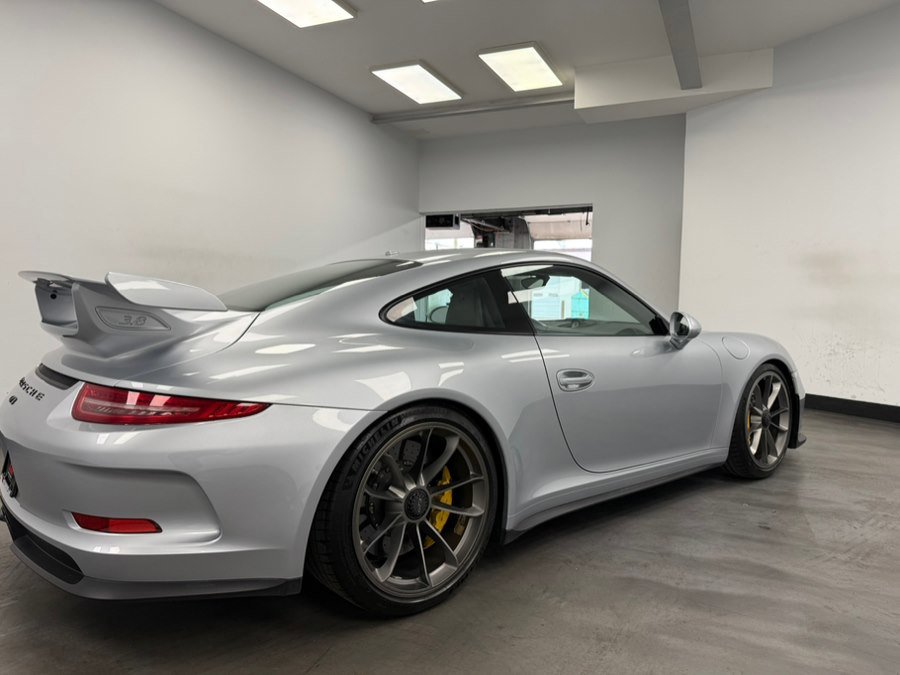 Used 2014 Porsche 911 GT3 RWD image 29