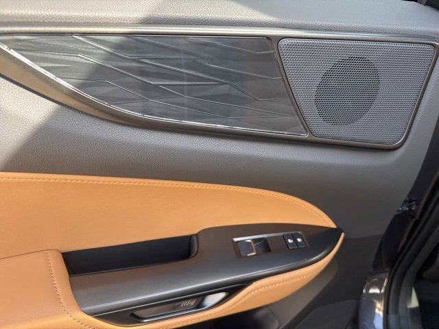 Used 2025 Lexus NX 350h AWD w/ Premium Package image 31