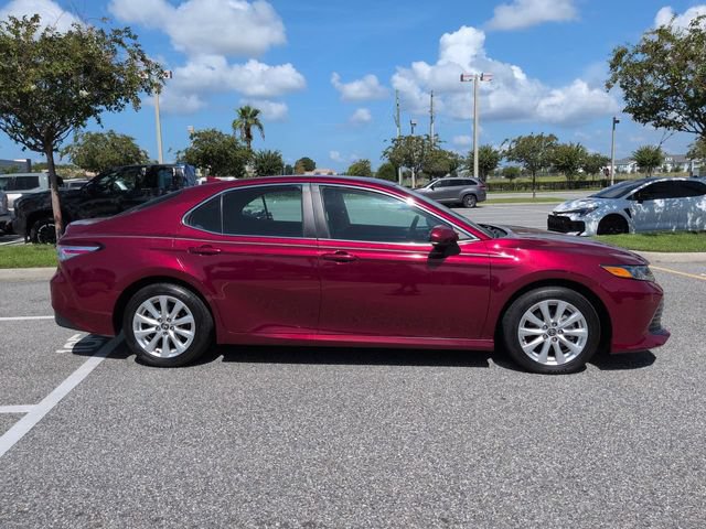 Used 2020 Toyota Camry LE FWD image 3