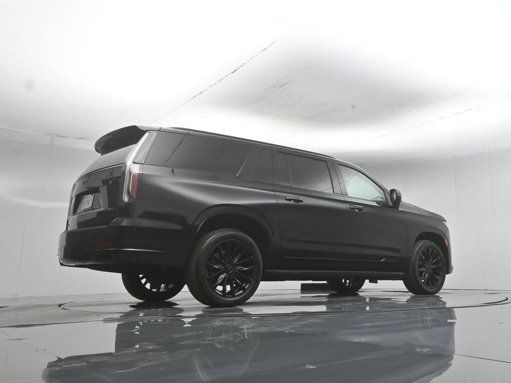 Used 2021 Cadillac Escalade ESV Luxury AWD/4WD image 50