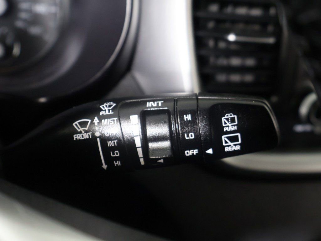 Used 2020 Kia Sorento LX w/ LX I4 Convenience Package image 39