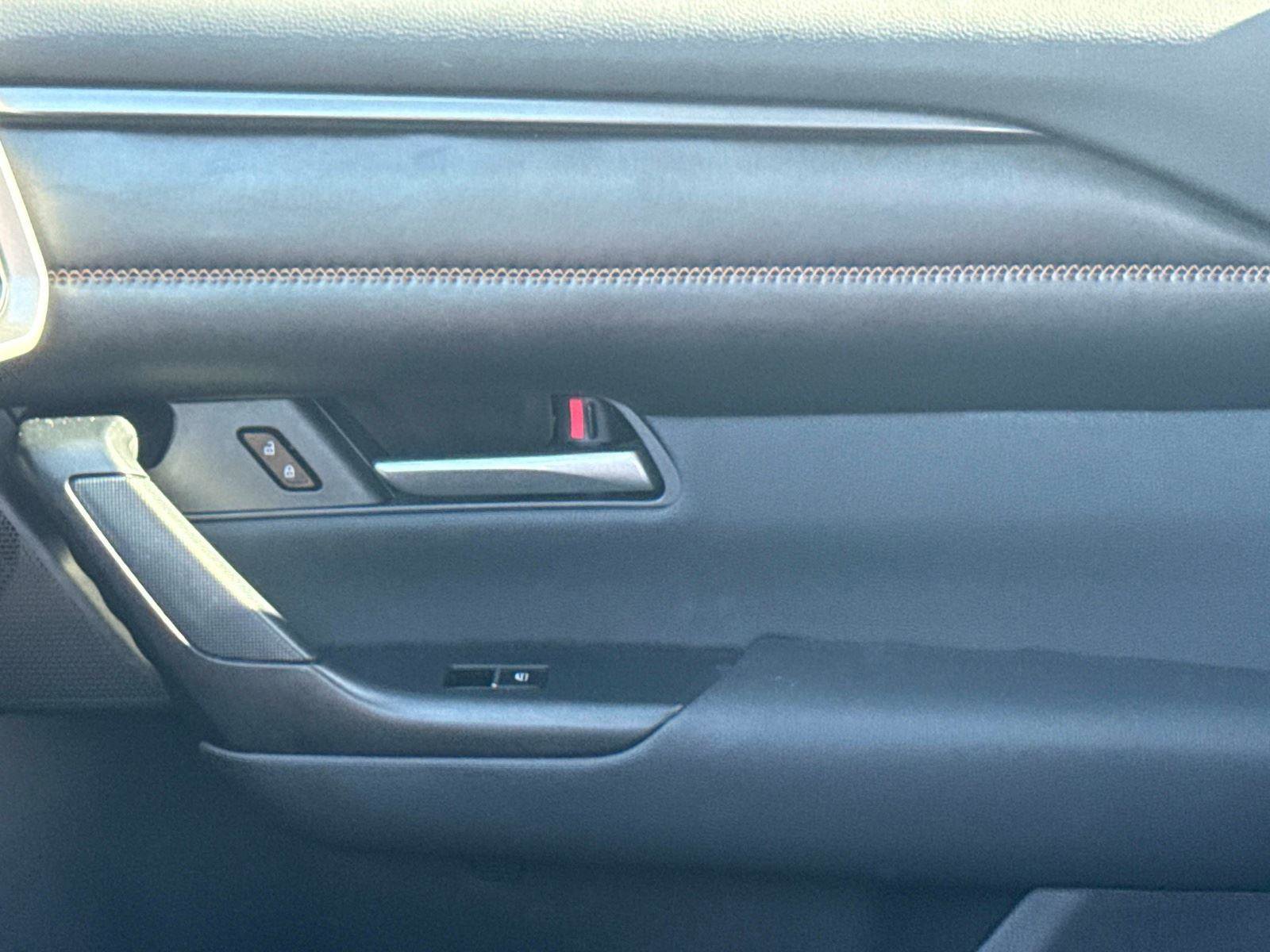 Certified 2025 MAZDA CX-50 AWD 2.5 Turbo w/ Cargo Package image 22