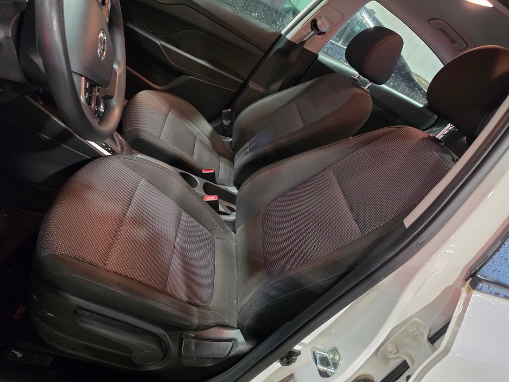 Used 2022 Hyundai Accent SE FWD image 6