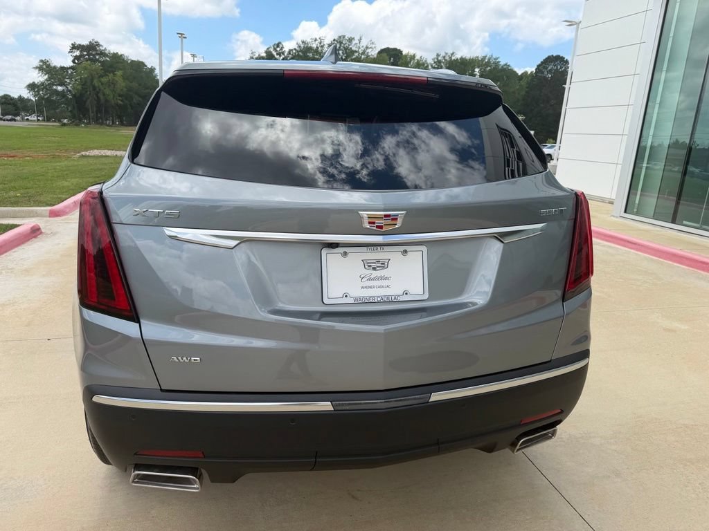 New 2026 Cadillac XT5 Luxury w/ LPO, Floor Liner Package AWD/4WD image 5