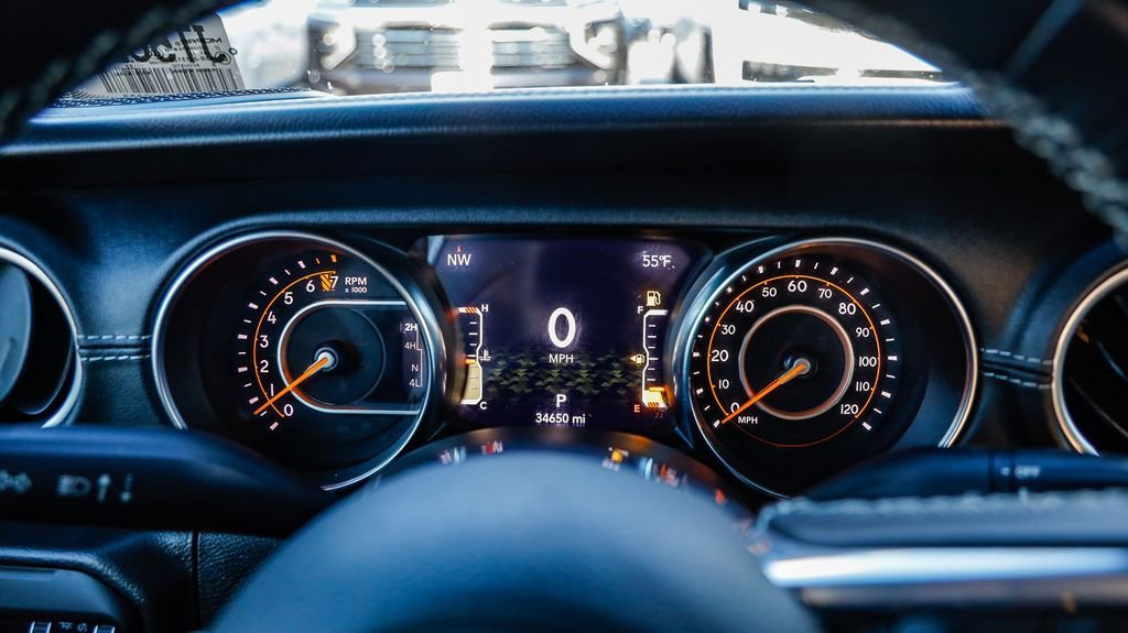 Certified 2022 Jeep Gladiator Overland w/ Trailer Tow Package image 24