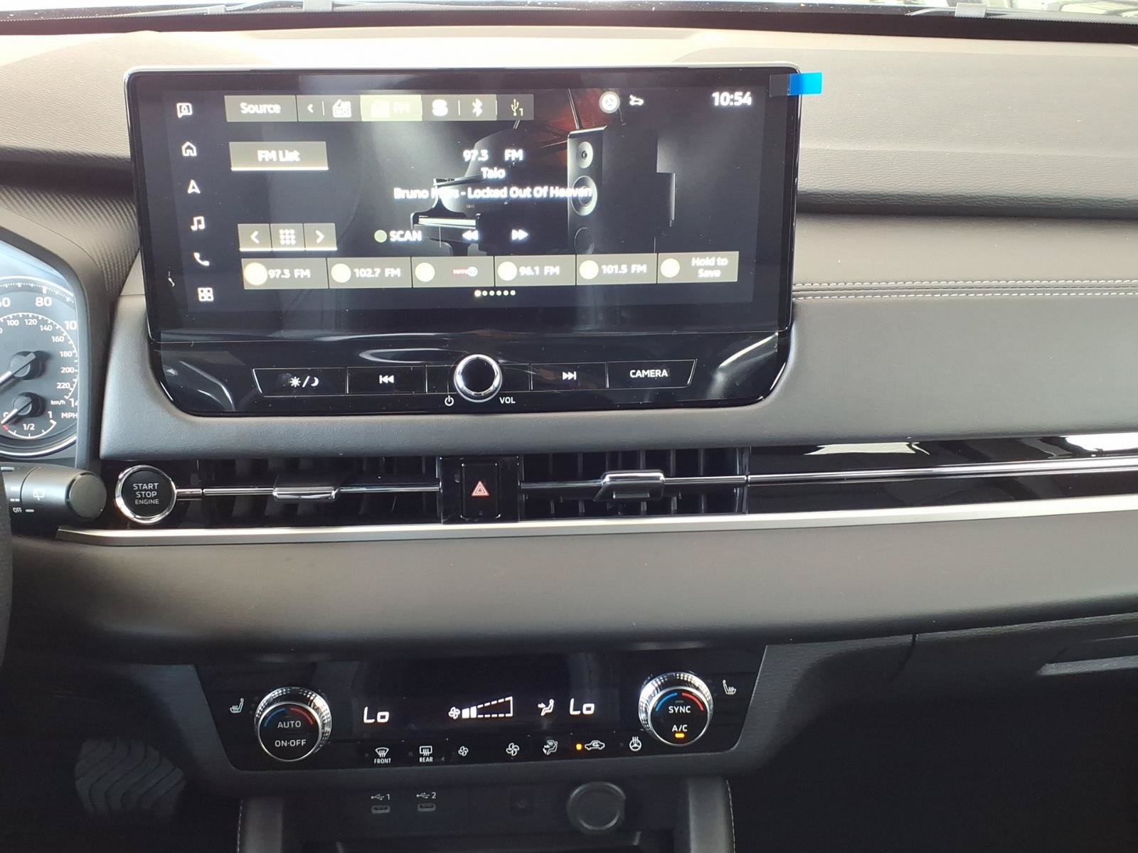 New 2026 Mitsubishi Outlander LE FWD image 14