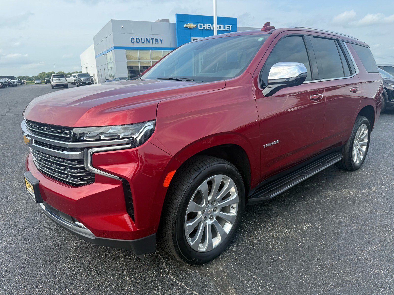 Used 2022 Chevrolet Tahoe Premier AWD/4WD image 10