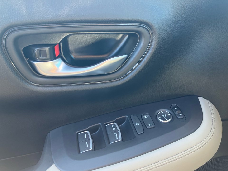 Certified 2026 Honda HR-V EX-L image 35