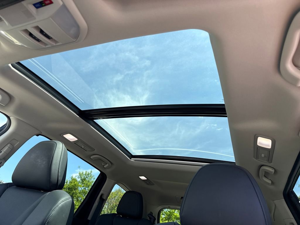 Certified 2025 Subaru Ascent Touring AWD/4WD image 43