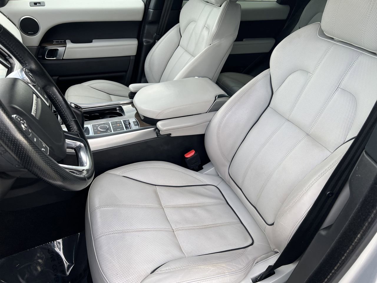 Used 2016 Land Rover Range Rover Sport HSE image 23