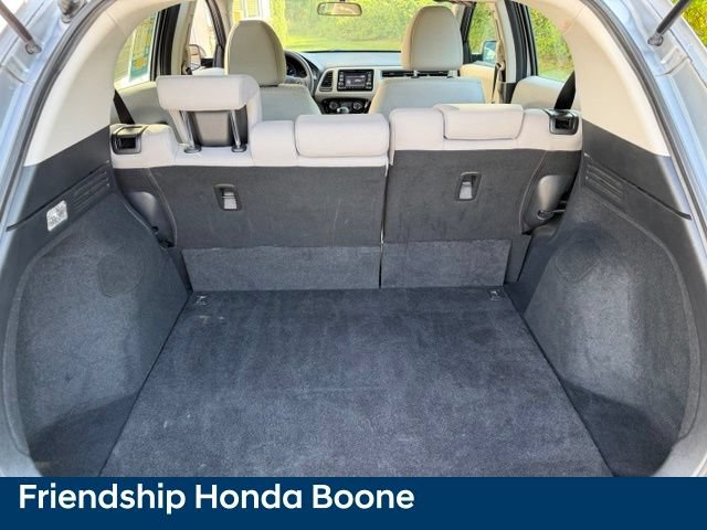 Used 2017 Honda HR-V LX image 29
