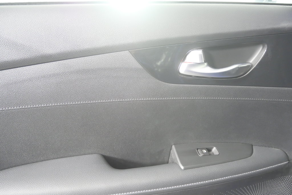 Used 2024 Kia Forte GT-Line FWD image 15