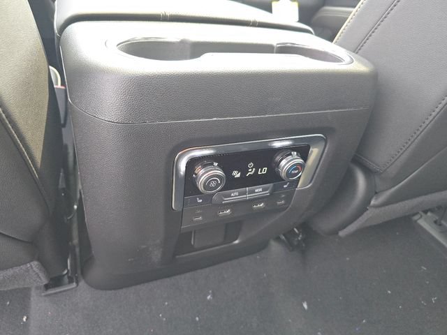 New 2026 GMC Yukon Elevation w/ Elevation Premium Package AWD/4WD image 28