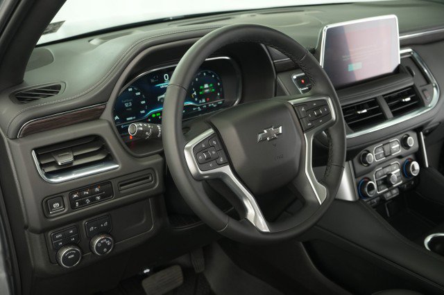 Used 2024 Chevrolet Tahoe Z71 w/ Luxury Package image 34