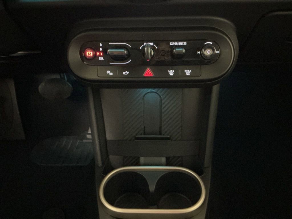 Certified 2025 MINI Cooper S FWD image 11