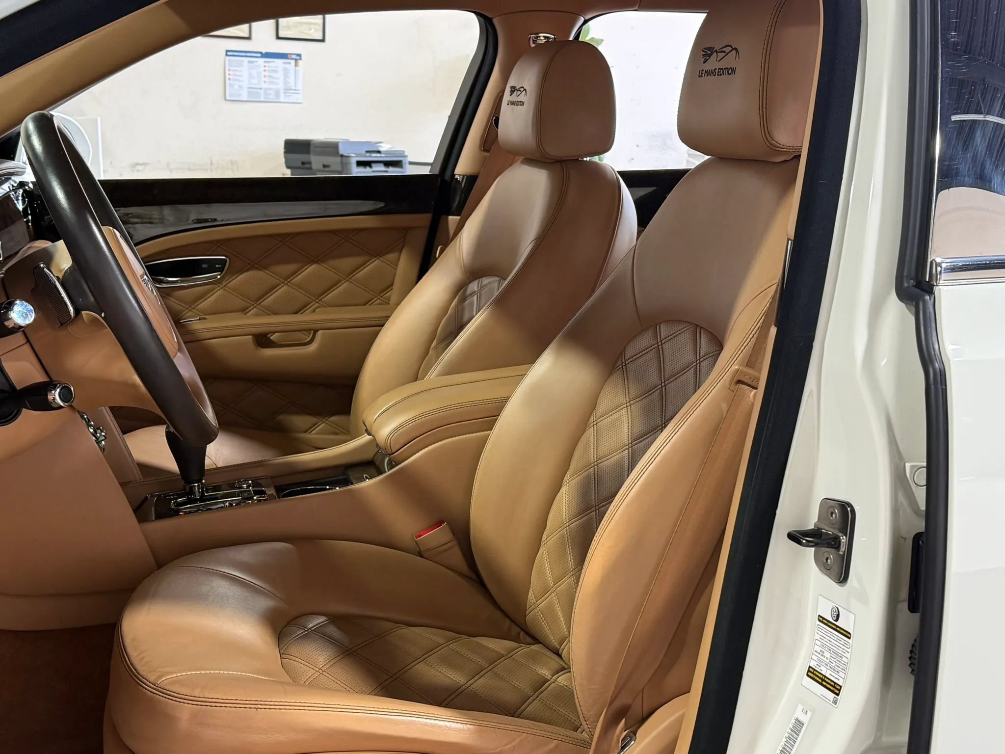 Used 2013 Bentley Mulsanne RWD image 15