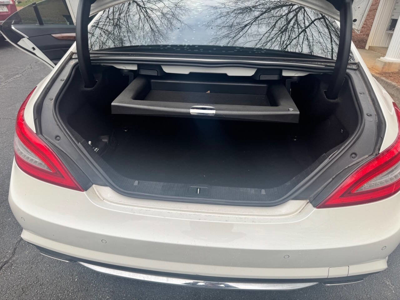 Used 2014 Mercedes-Benz CLS 550 w/ Premium 1 Package image 14