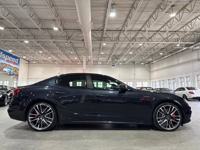 Used 2022 Maserati Ghibli Trofeo image 5