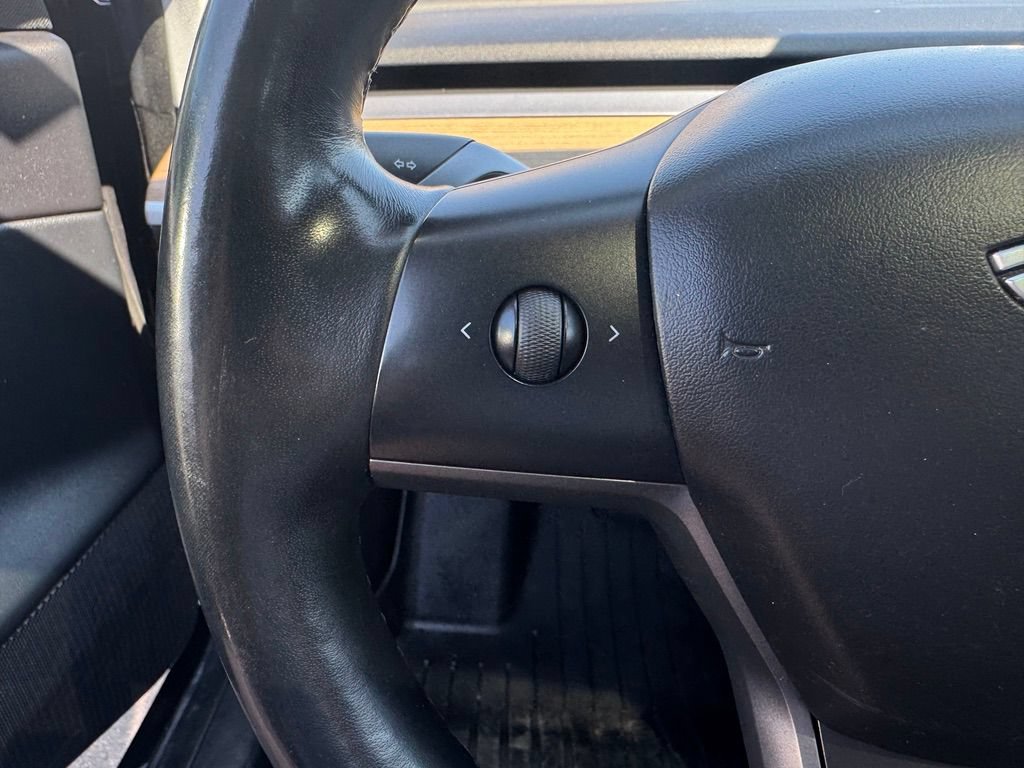 Used 2018 Tesla Model 3 Long Range RWD image 27