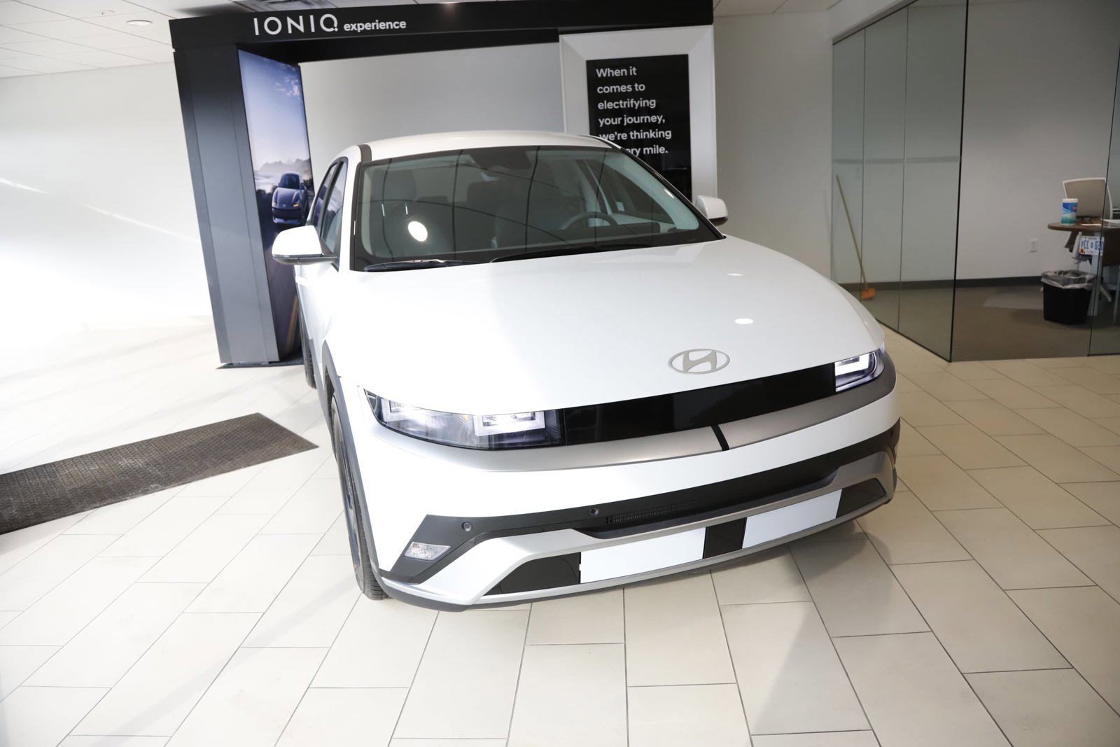 New 2026 Hyundai Ioniq 5 SEL image 1