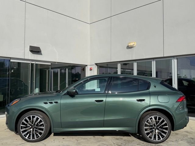 New 2025 Maserati Grecale Modena image 4