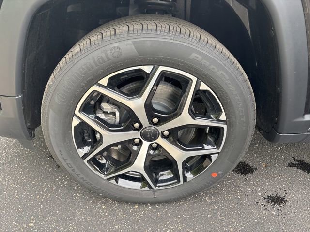 New 2025 Jeep Compass Limited image 15