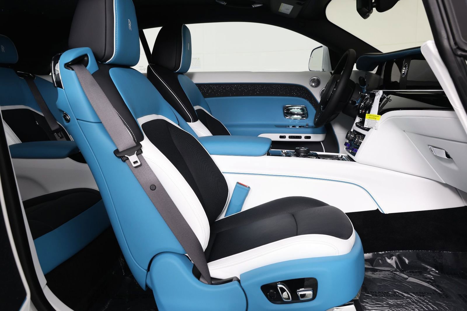 New 2025 Rolls-Royce Spectre w/ Spectre Launch Package AWD/4WD image 33